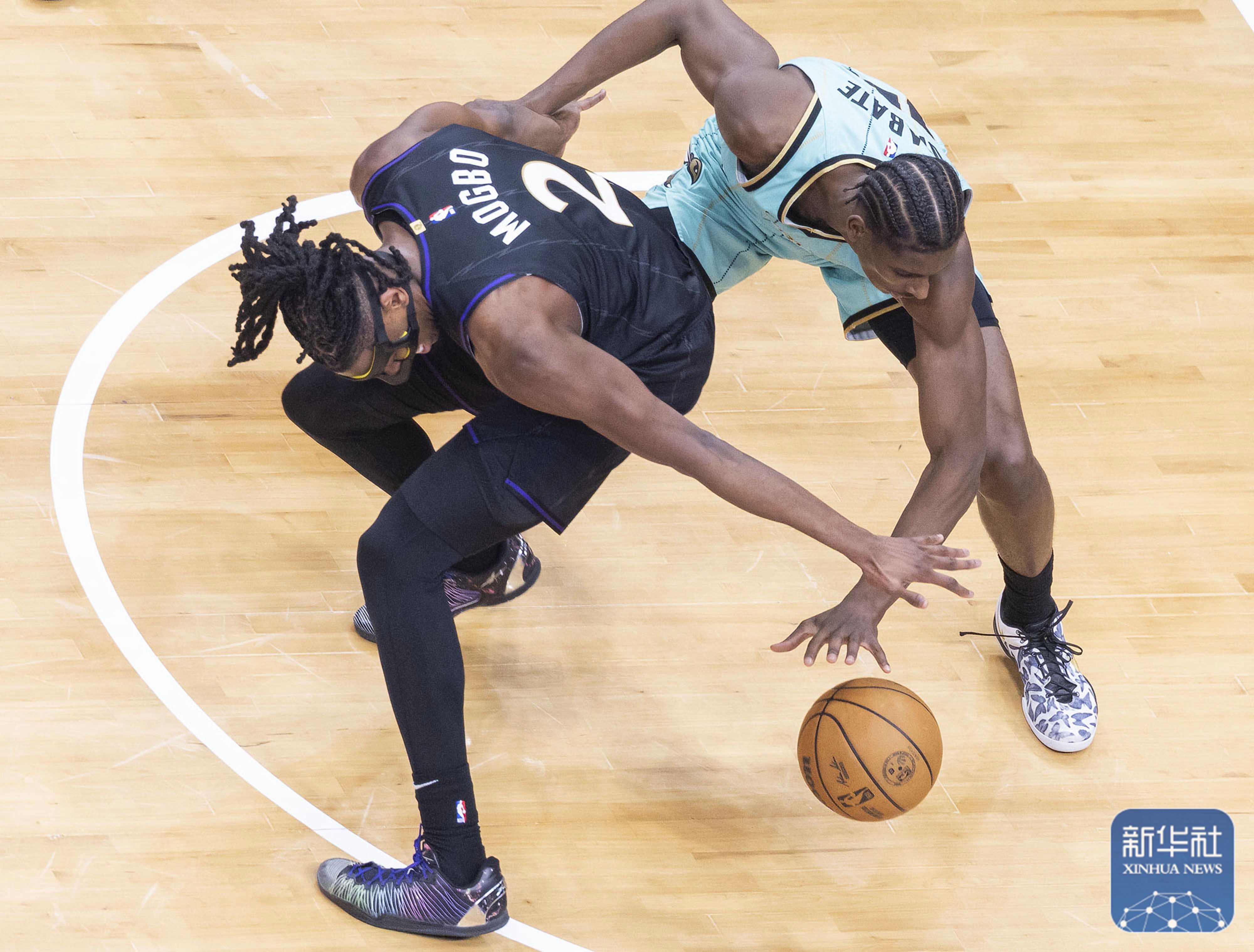 包含NBA常规赛赛程吃紧，多伦多猛龙冲刺阶段防线松动，管理层满意，年轻球员得到机会的词条九游体育