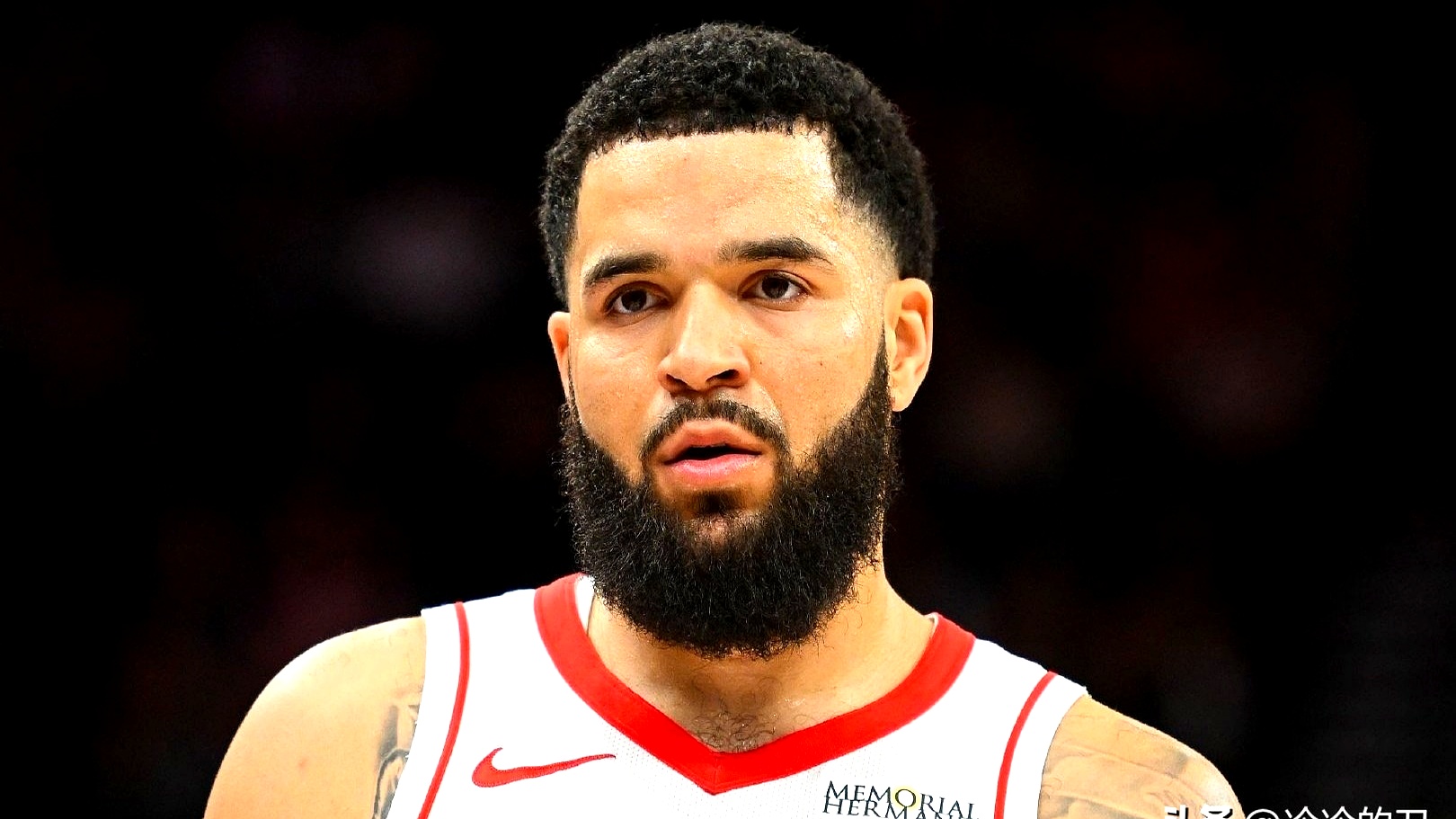 赛地聚焦——荷甲关键时刻热度飙升，休斯敦火箭手感冰凉，信心回归，球探报告显示潜力的简单介绍九游体育